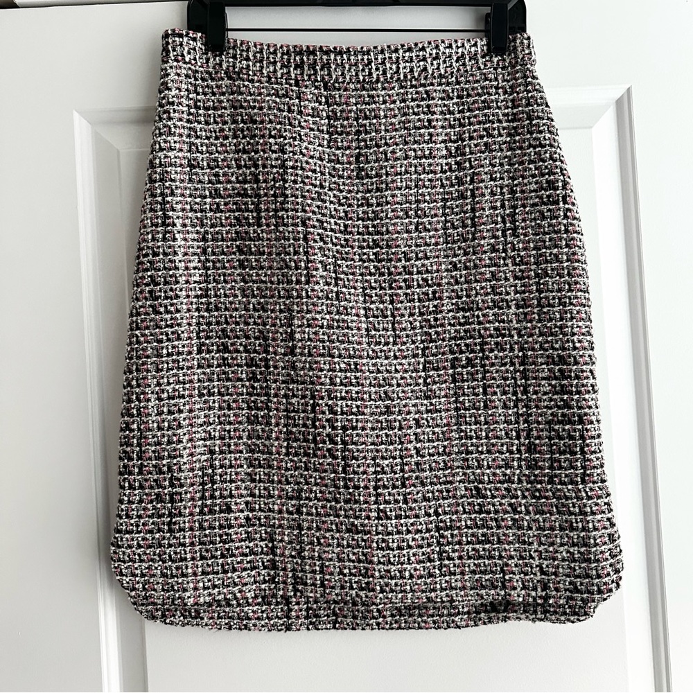 Ann Taylor Black, White and Pink Tweed Skirt